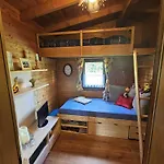 Waldgefluester Holiday home Nausis