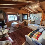 Holiday home Waldgefluester