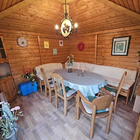 Waldgefluester * Nausis